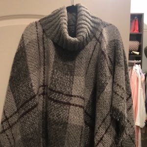 roots canada Jackets & Coats - Poncho roots canada Jackets & Coats - Poncho